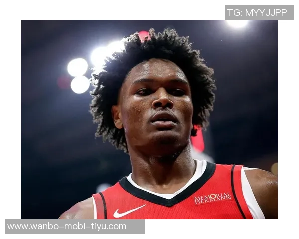 阿门专注于控卫角色全力以赴为球队贡献不惧挑战展现自我价值